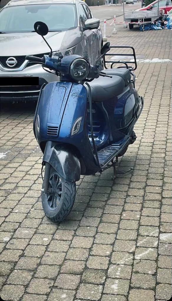 Capri scooter, Fietsen en Brommers, Snorfietsen en Snorscooters, Zo goed als nieuw, Ophalen of Verzenden