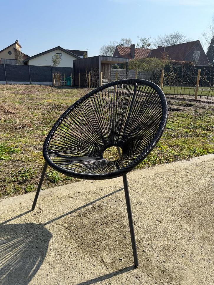 Loungestoel zwart, Tuin en Terras, Tuinstoelen, Zo goed als nieuw, Rotan, Ophalen