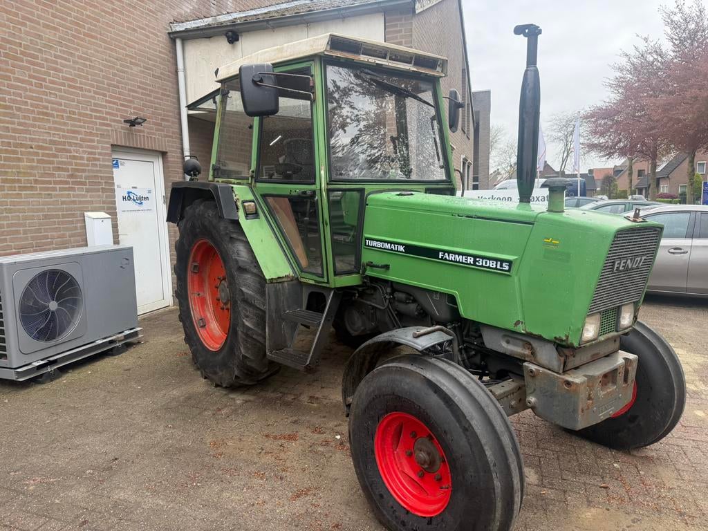 Fendt 308, Ophalen