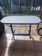 Table de caravane, Enlèvement