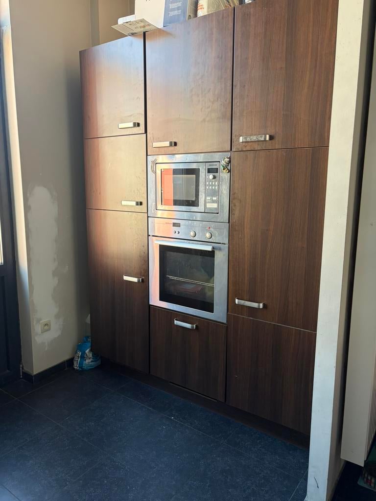 Cuisine à donner - gratuit, Synthétique, Brun, Enlèvement, Cuisine à mur double