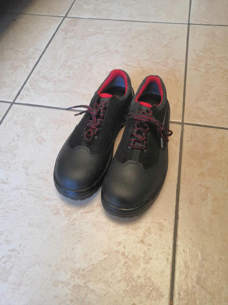 Chaussures de sécurité/Marque : Baltes Ergoline, Brand New, Vêtements | Hommes, Chaussures, Neuf, Enlèvement ou Envoi, Chaussures de travail