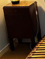 Nachtkastje, Ophalen, Zo goed als nieuw