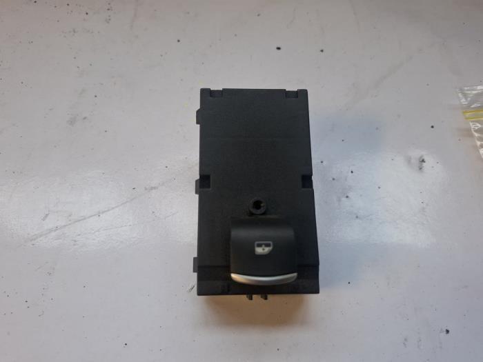 Elektrisch Raam Schakelaar van een Alfa Romeo Stelvio, Auto-onderdelen, Dashboard en Schakelaars, Alfa Romeo, Gebruikt, 3 maanden garantie