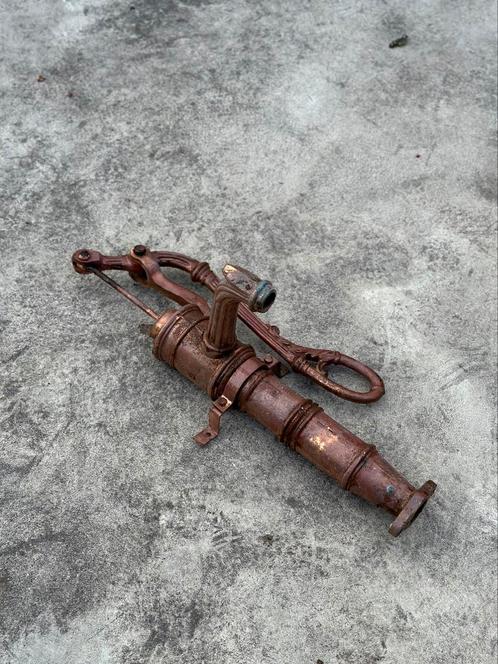 Gietijzeren antieke handpomp, Tuin en Terras, Waterpompen, Ophalen