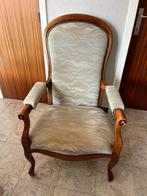 Antieke Zitstoel, Enlèvement