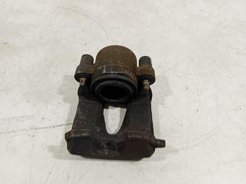 REMKLAUW LINKS VOOR Seat Ibiza ST (6J8) (01-2010/07-2016), Auto-onderdelen, Remmen en Aandrijving, Seat, Gebruikt