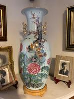 Grote Chinese vloervaas met vogels & bloemen, Antiek en Kunst, Ophalen of Verzenden