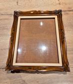 Antieke fotolijst met uitgesneden details, Huis en Inrichting, Woonaccessoires | Lijsten, Ophalen