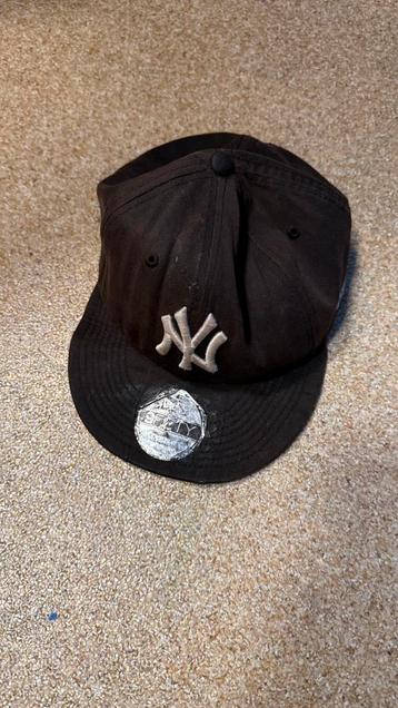 New Era! New York! Heren Pet! Maat: M/L! Kleur: Black/White! beschikbaar voor biedingen