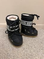 Moonboots 23-26, Sport en Fitness, Snowboarden, Ophalen, Zo goed als nieuw, Schoenen