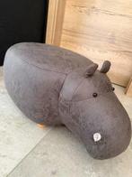 Pouf hippopotame tout mignon, Enfants & Bébés, Enlèvement, Utilisé