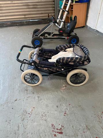 Poussette enfant 4x4, très robuste (bleu et gris)  beschikbaar voor biedingen