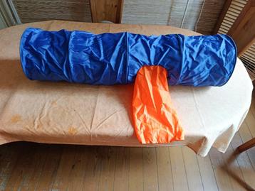 Blauwe Kattentunnel - Opvouwbaar  met 2 oranje zij-uitgangen beschikbaar voor biedingen