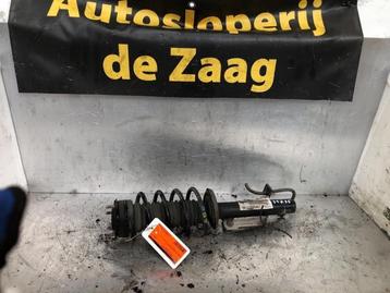 Schokdemperpoot rechts-voor van een Ford Fusion beschikbaar voor biedingen