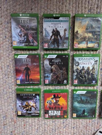 Games bundel Xbox Series X/S en Xbox One  beschikbaar voor biedingen