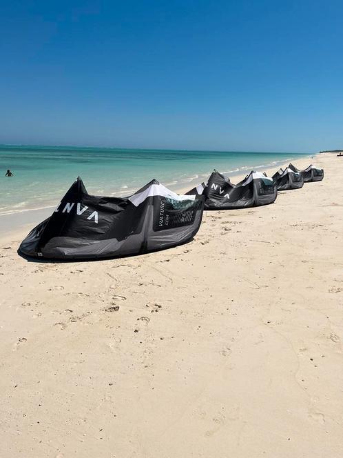 Vantage Vulture gen 4, Watersport en Boten, Kitesurfen, Zo goed als nieuw, Ophalen of Verzenden