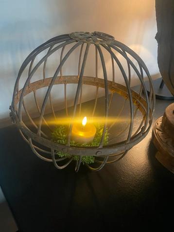 Metalen draadbal/ kerstbal beschikbaar voor biedingen