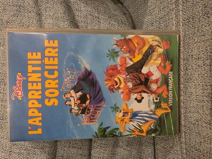 VHS De tienerheks - Disney (1991) - Cultfilm VF, Cd's en Dvd's, VHS | Film, Zo goed als nieuw, Ophalen