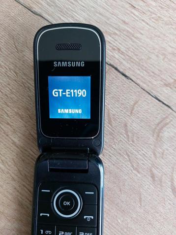 Samsung mobiele telefoon GT-E1190, Telecommunicatie, Mobiele telefoons | Samsung, Ophalen of Verzenden, Gebruikt
