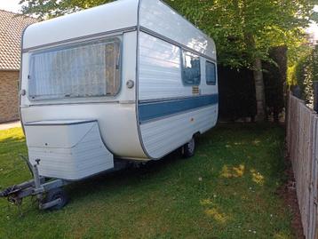 Adria caravan in zeer goede staat., Caravans en Kamperen, Caravans, Particulier, Reservewiel, Adria