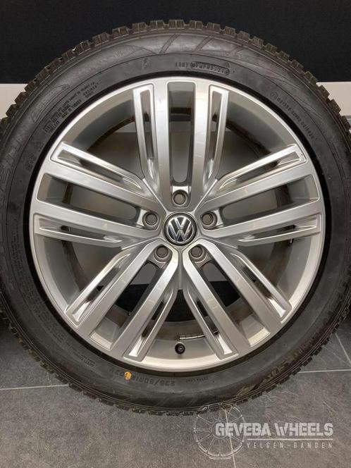 19'' originele VW Tiguan 5NA velgen + winterbanden Auckland, Auto-onderdelen, Banden en Velgen, Banden en Velgen, Winterbanden