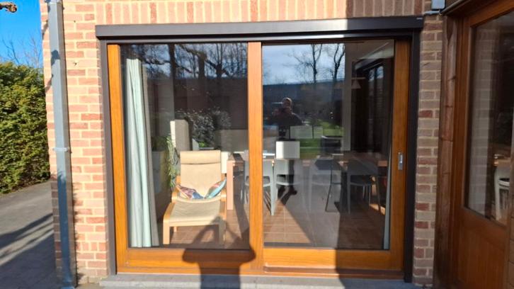 Afrormosia schuifraam, ramen en deur, Doe-het-zelf en Bouw, Raamkozijnen en Schuifdeuren, Gebruikt, Overige typen, Hout, Inclusief glas