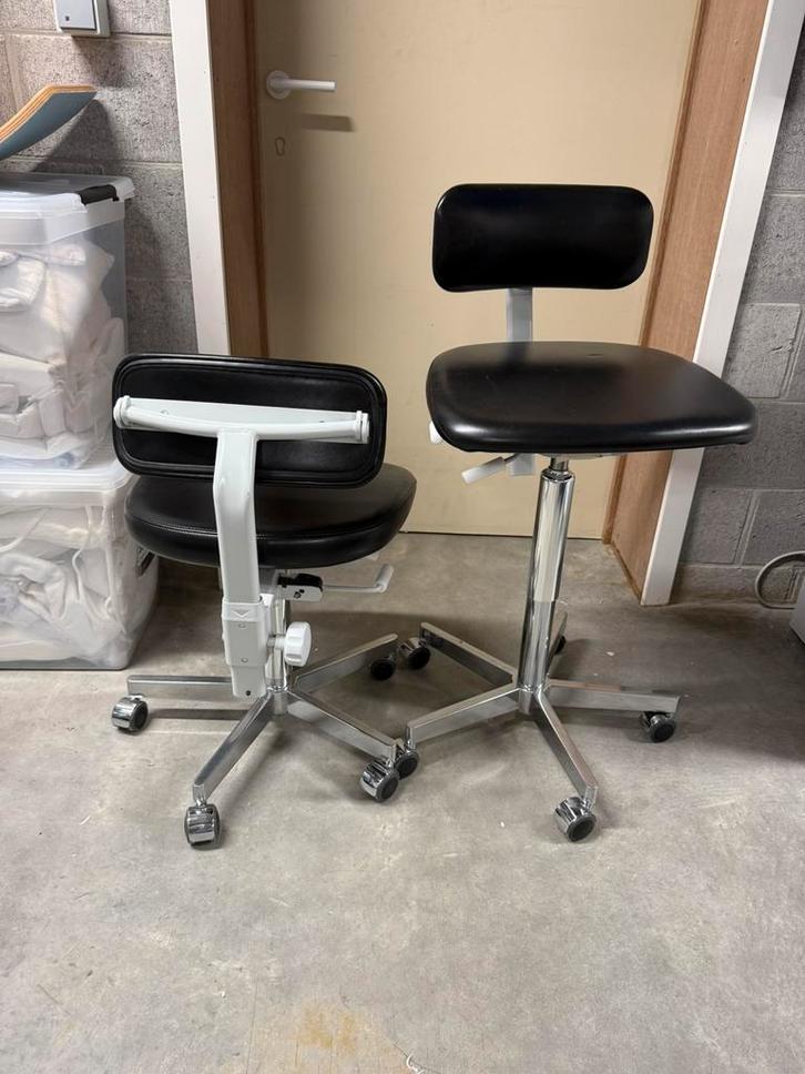 Draaistoel - Tandartskruk - nog maar 1 beschikbaar, Huis en Inrichting, Bureaustoelen, Zo goed als nieuw, Ergonomisch, Ophalen of Verzenden
