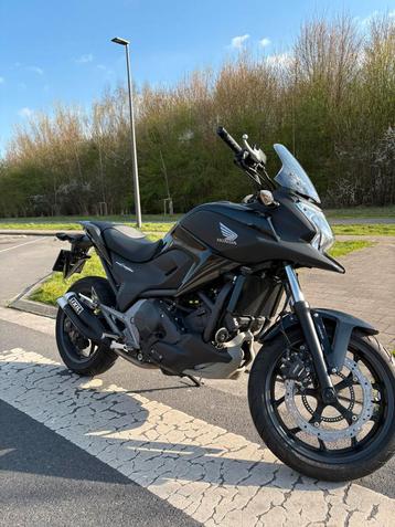 Honda nc 700x (DCT automatique), Particulier
