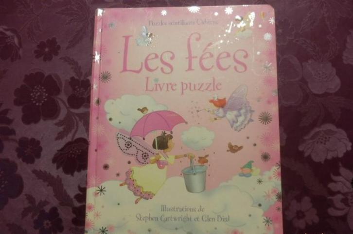 (57) -Les Fees Livre Puzzle, Boeken, Sprookjes en Fabels, Zo goed als nieuw, Ophalen of Verzenden