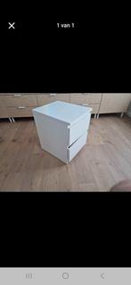 Nachtkastje ikea, Huis en Inrichting, Kasten | Overige, Ophalen, Gebruikt