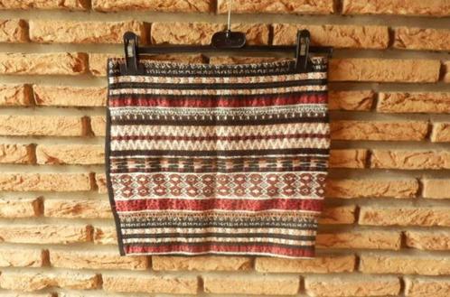 (11)- jupe femme t.38 noire rouge - pimkie -, Kleding | Dames, Rokken, Zo goed als nieuw, Maat 38/40 (M), Rood, Boven de knie