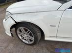 MERCEDES C KLASSE W204 WIT 650 links voorscherm 2007-2011, Auto-onderdelen, Ophalen of Verzenden, Gebruikt, Mercedes-Benz, Spatbord