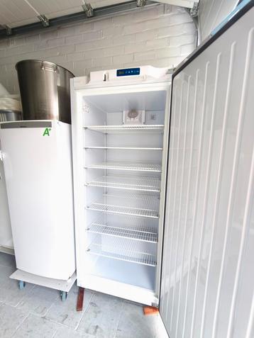 Diepvries horeca select, Elektronische apparatuur, Vriezers en Diepvrieskisten, Ophalen of Verzenden, Zo goed als nieuw