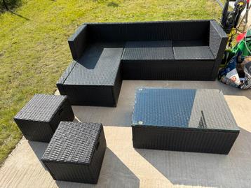 Ensemble de jardin  beschikbaar voor biedingen