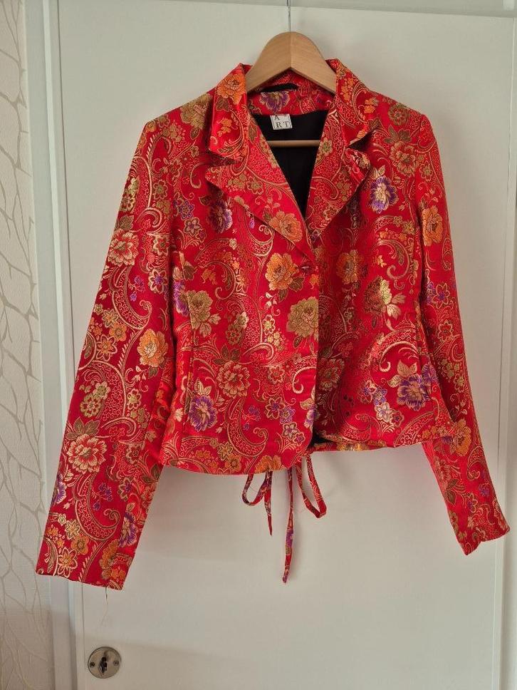 ART Chinees / Oosters jasje, Kleding | Dames, Jasjes, Kostuums en Pakken, Zo goed als nieuw, Jasje, Maat 38/40 (M), Rood, Ophalen of Verzenden