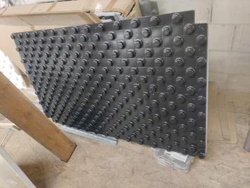 Noppenplaat Vloerverwarming met 3cm isolatie beschikbaar voor biedingen