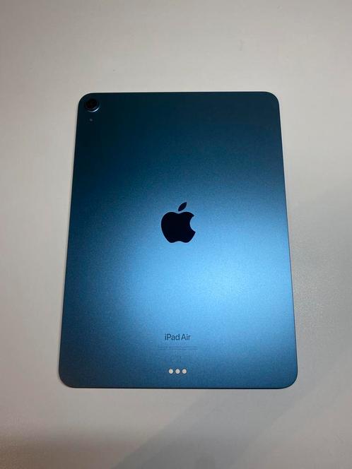 Apple iPad Air (5th generation), Computers en Software, Apple iPads, Zo goed als nieuw, Overige modellen, Wi-Fi, 10 inch, 64 GB