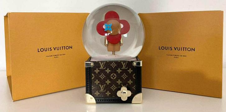 Louis Vuitton-Boîte musique-Boule à neige-Neuf avec coffret, Maison & Meubles, Accessoires pour la Maison | Globes, Neuf, Enlèvement ou Envoi