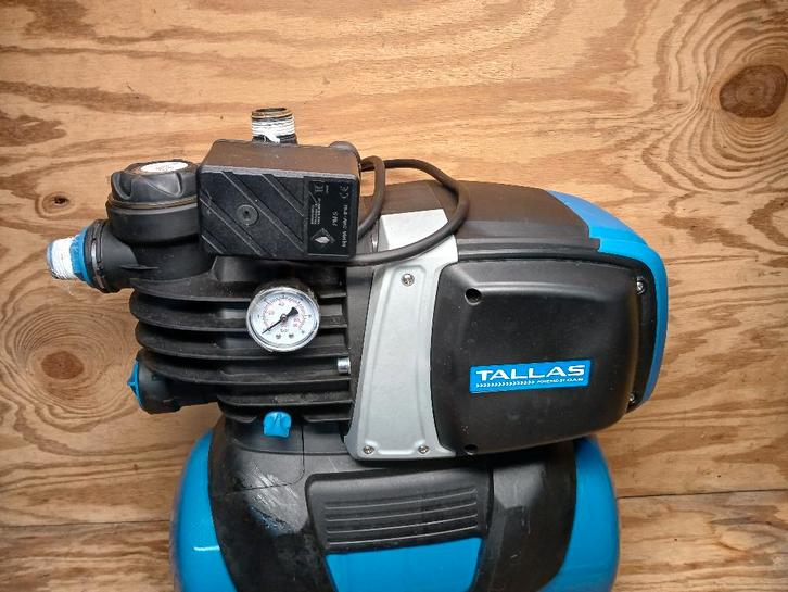 gecontroleerde mooie Tallas D-boost 850, Tuin en Terras, Waterpompen, Zo goed als nieuw, Elektrisch, Besproeiingspomp, Ophalen