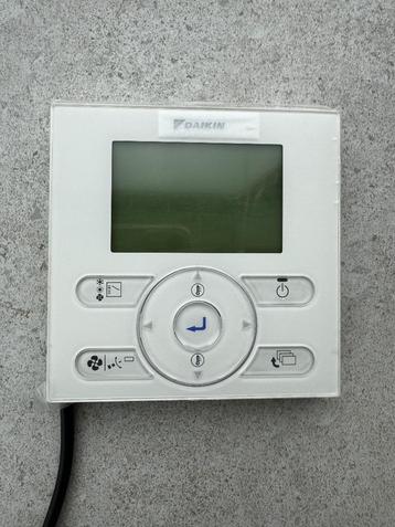 Daikin BRC1E53A7 – Bedrade bediening / controller, Elektronische apparatuur, Airco's, Ophalen, Zo goed als nieuw, Afstandsbediening
