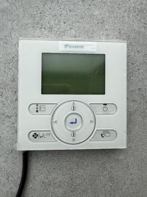Daikin BRC1E53A7 – Bedrade bediening / controller, Elektronische apparatuur, Airco's, Zo goed als nieuw, Afstandsbediening, Ophalen