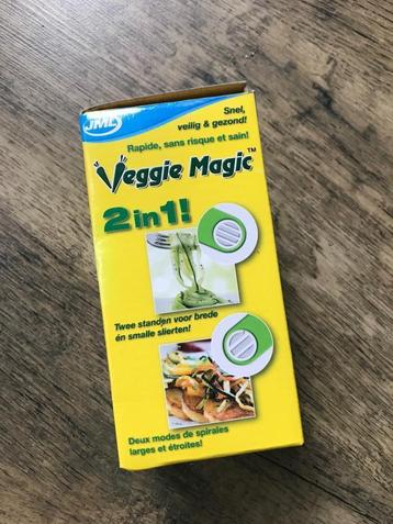 appareil à spaghetti spirales de légumes Veggie Magic neuf!