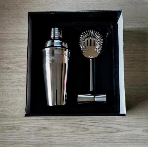 Nieuw, ongebruikt cocktail shaker set.L'Oréal, Huis en Inrichting, Woonaccessoires | Overige, Nieuw, Ophalen of Verzenden
