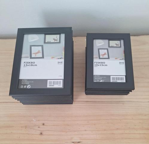 zwarte fotokaders IKEA 2 keer 9stuks voor 18€, Audio, Tv en Foto, Fotografie | Fotolijsten, Nieuw, Ophalen