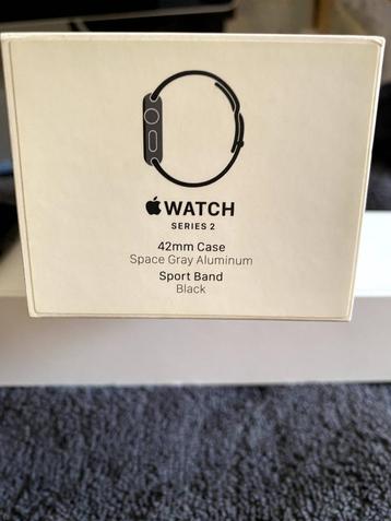 Apple Watch Series 2 42 mm in nieuwstaat, Handtassen en Accessoires, Smartwatches, Ophalen, Conditie, Zo goed als nieuw, Zwart