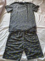 Ensemble Nike XL mais taille plus petit, Gris, Enlèvement ou Envoi, Nike, Autres types