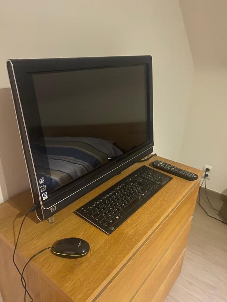 PC hp TouchSmart IQ 810fr, Computers en Software, Desktop Pc's, Gebruikt, Onbekend, 4 GB, Ophalen