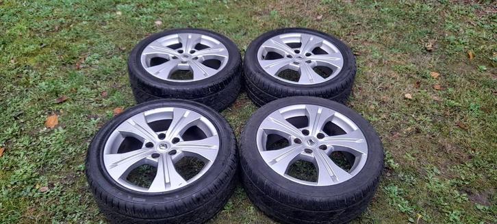 Velgen renault Megane III  , 17 duim  met banden, Auto-onderdelen, Banden en Velgen, Banden en Velgen, All Season, 17 inch, 225 mm