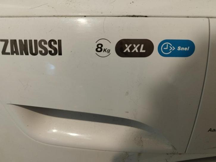 Zannusi Lindo 300, Elektronische apparatuur, Wasmachines, Gebruikt, 6 tot 8 kg, 1200 tot 1600 toeren, Energieklasse A of zuiniger